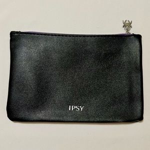 NWT - Ipsy Makeup Bag - Never Used - Black and Purple w/ Spider Zipper